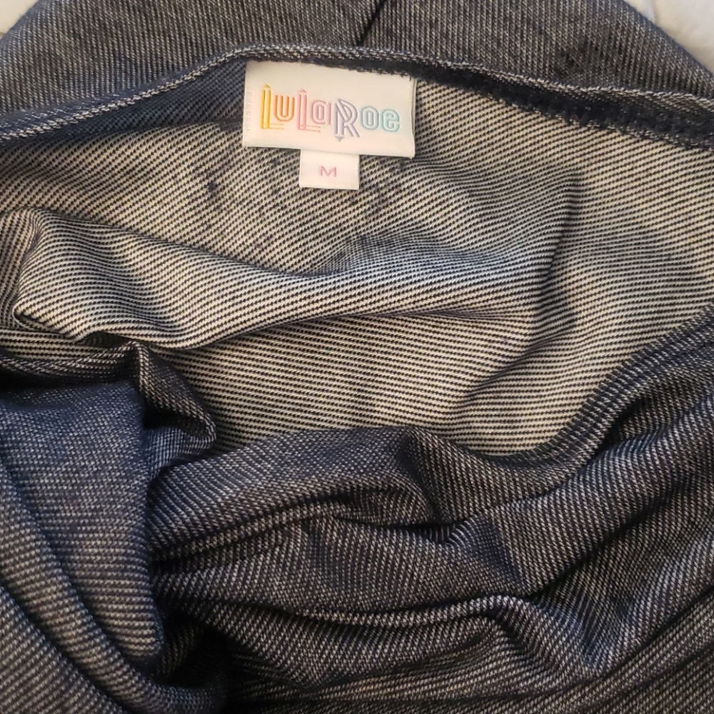 Medium Lularoe Shirley